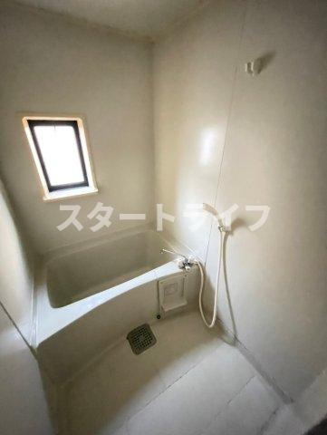 大阪市東淀川区西淡路３丁目のアパートの浴室
