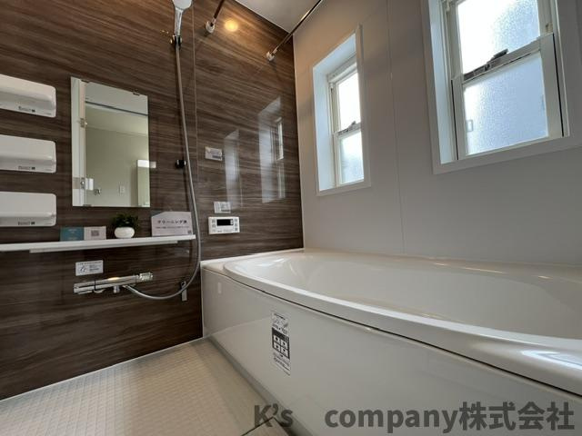 ◎藤沢市鵠沼海岸5丁目　中古戸建の浴室|1日の疲れを癒す浴室スペース♪