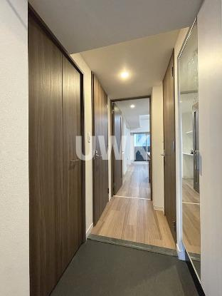 名古屋市中区丸の内１丁目の賃貸マンションの玄関