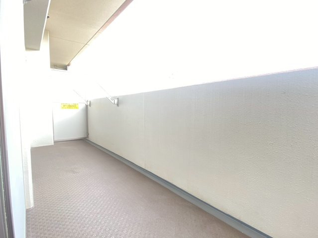 グリーンヒルズ高槻のバルコニー