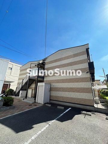 レオパレスウグイス