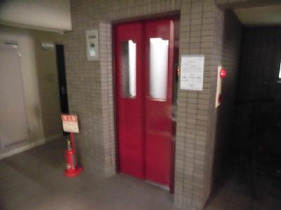 アビタ御所南のその他|エレベーター