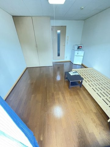 レオパレスツツミ28の寝室