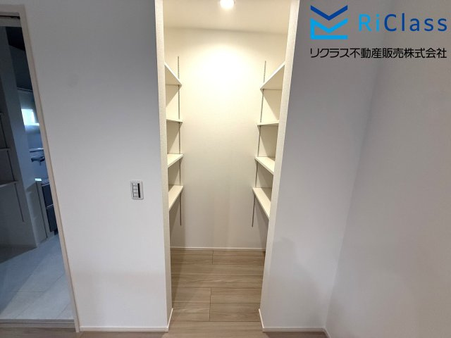 新築戸建　神戸市北区緑町２丁目1の収納|たっぷりとした収納スペースです