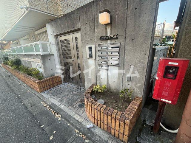 キャナルパークのエントランス