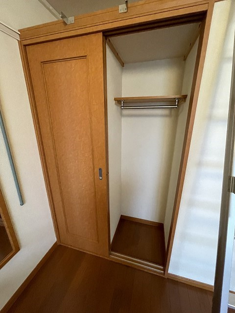 レオパレス苦楽園の収納