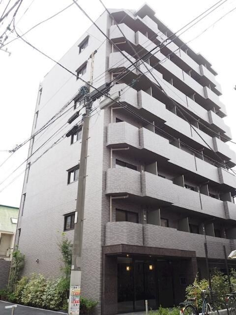 ルーブル大島参番館の外観