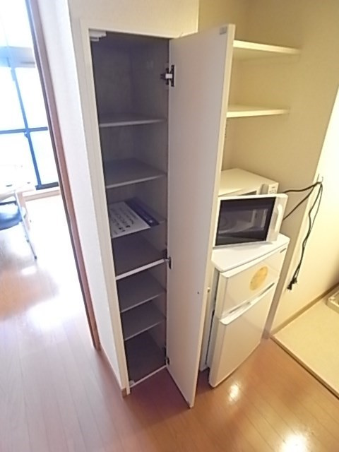 レオパレスSunShineの収納