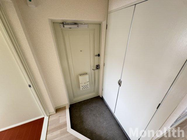 泉北桃山台1丁20号棟の玄関