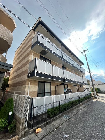 レオパレスクレセント