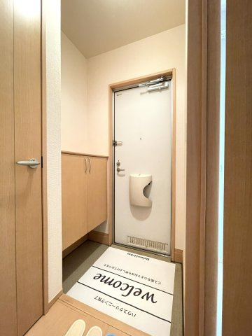SanAnfieldaの玄関|※同タイプ・別室の写真になります。