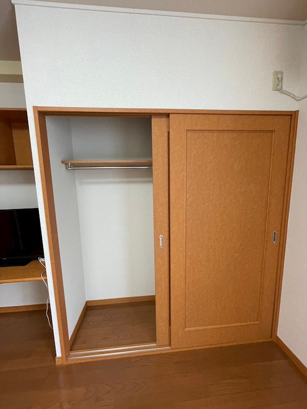 レオパレス月見橋の収納