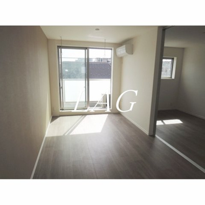 【居間・リビング】 | ジェルベーラ | 洋室のお部屋です。