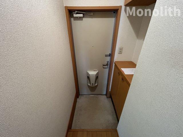 タイニーハイムの玄関