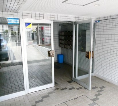 【エントランス】