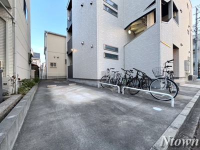 【駐車場】 | REGALEST中村公園西 | 駐車場完備です
