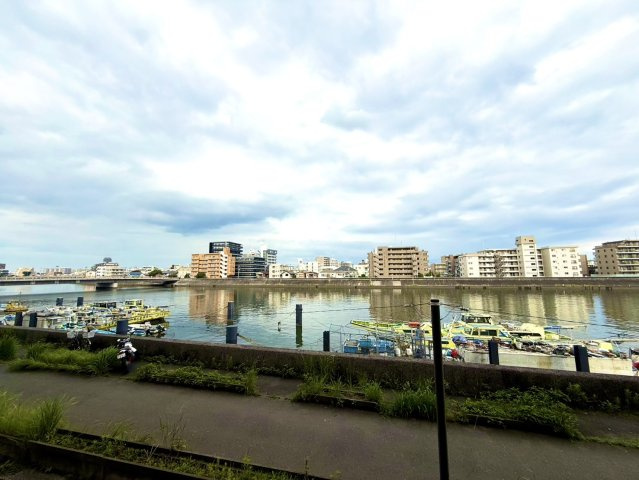 鶴見リバーマンションの展望|開放感のある眺望が、住まいにゆとりと安らぎをもたらします。
