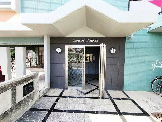 グリーンヒル小日向のエントランス