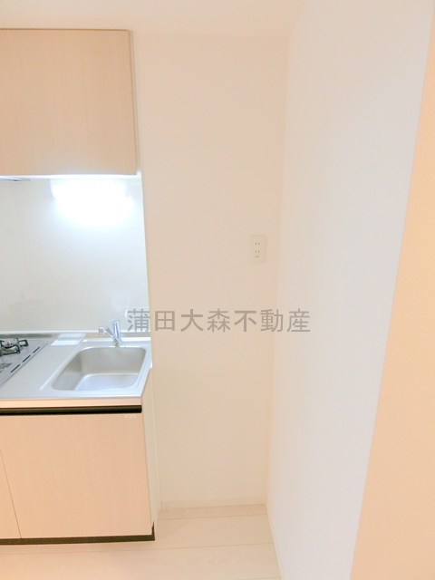 address HONHANEDA(アドレスホンハネダのキッチン|冷蔵庫置き場