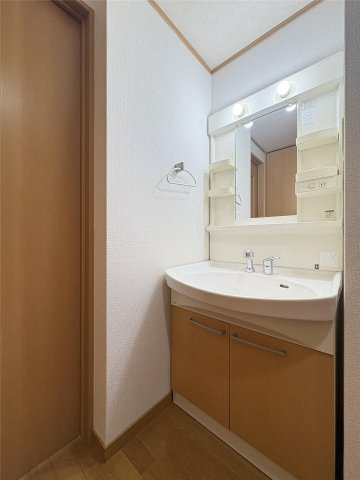 ウイングス7番館の洗面所