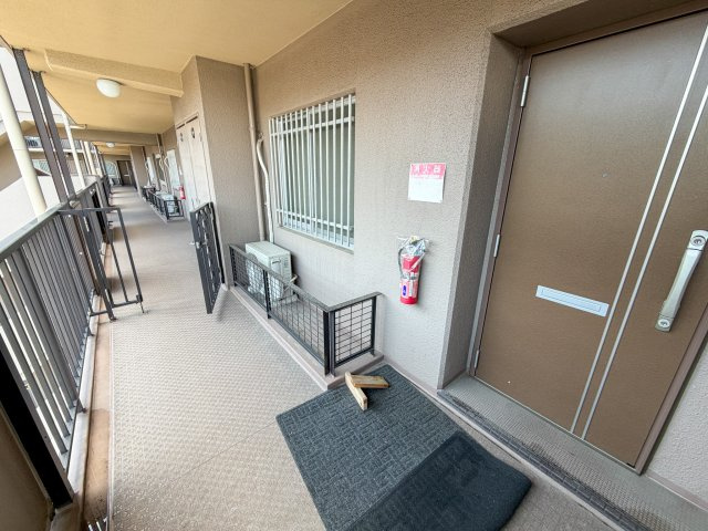 シティハイツこの花 の玄関