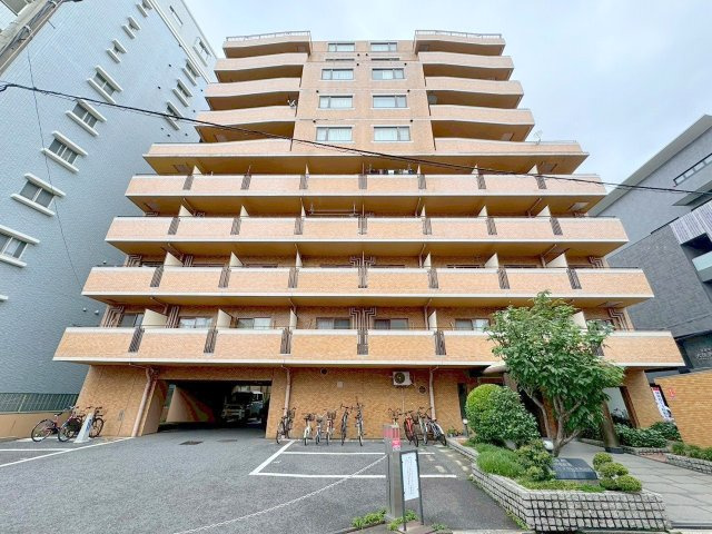 ダイアパレス新大阪の外観