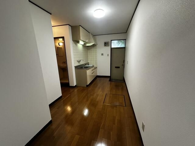 メゾン青山のエントランス