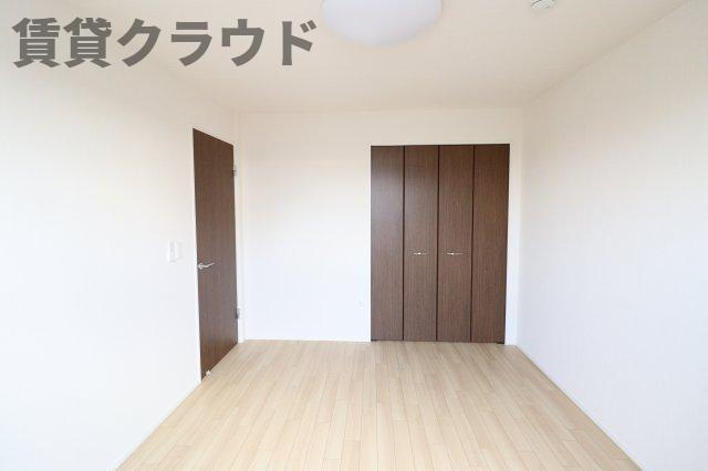 （仮称）市原市五井西新築アパートの寝室|お庭も活用できます