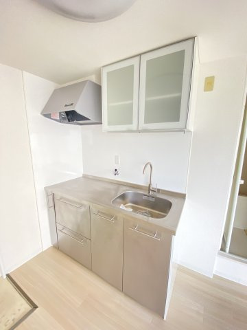 大阪市東淀川区東中島１丁目の賃貸マンションのキッチン