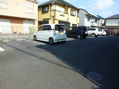 【駐車場】 | エスポワール(西原) | 駐車場