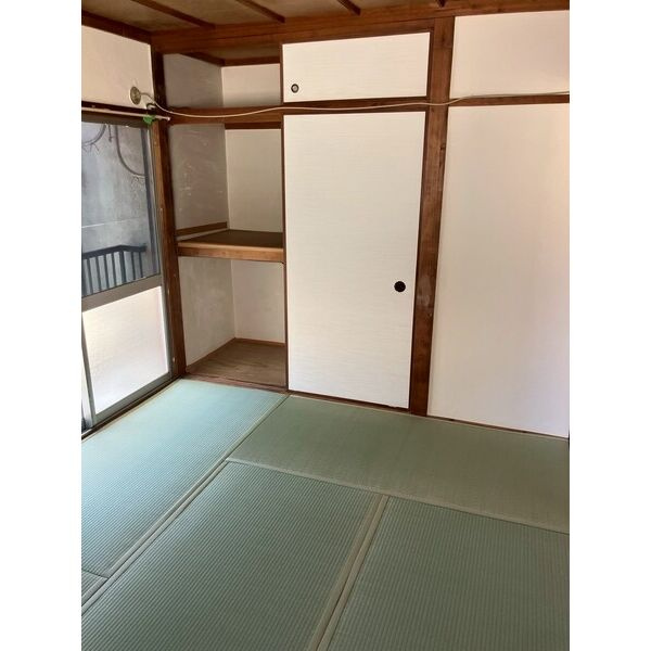安倉中二丁目テラスの和室