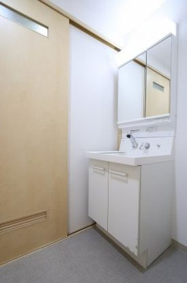 エステーラ小碓の独立洗面台