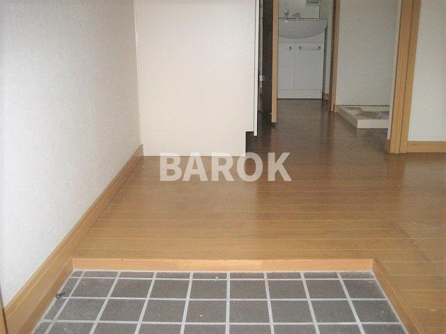 コンフォートベネフィス住吉１の玄関