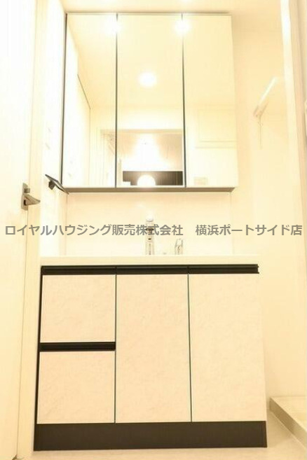 【独立洗面台】