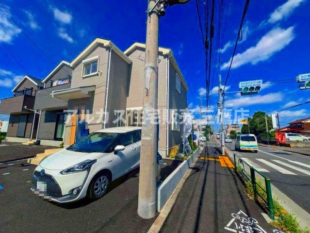 小平市仲町 西武多摩湖線　青梅街道駅　新築戸建の前面道路含む現地写真
