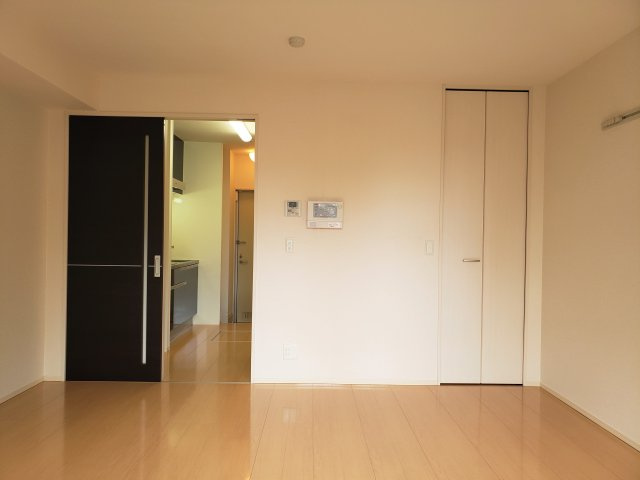 マレアガーデン新横浜Ｂ棟の居間・リビング
