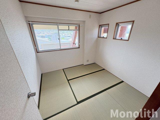エイチ・ツーオー岸和田の和室