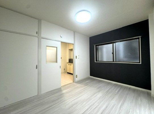 さいたま市南区南浦和１丁目の賃貸マンション