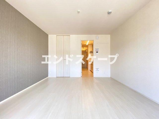 ルビーＤの居間・リビング|高崎、前橋、伊勢崎エリアのお部屋探しはエンドスケープまで！お客様の理想お聞かせ下さい♪
