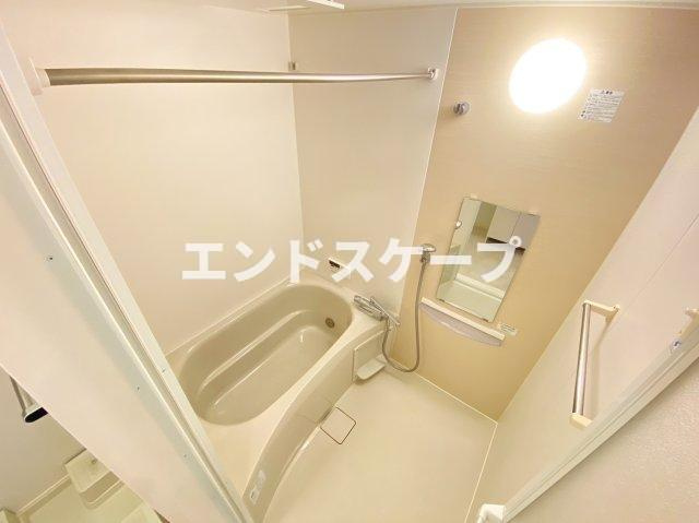ルビーＤの浴室|高崎、前橋、伊勢崎エリアのお部屋探しはエンドスケープまで！お客様の理想お聞かせ下さい♪
建具や設備の色が異なる場合があります。