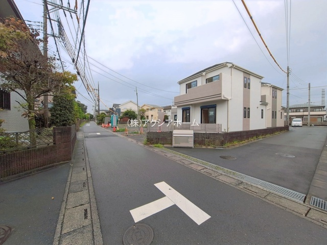 入間市小谷田1丁目・全5棟　新築一戸建　C号棟の前面道路含む現地写真|2026年8月24日撮影