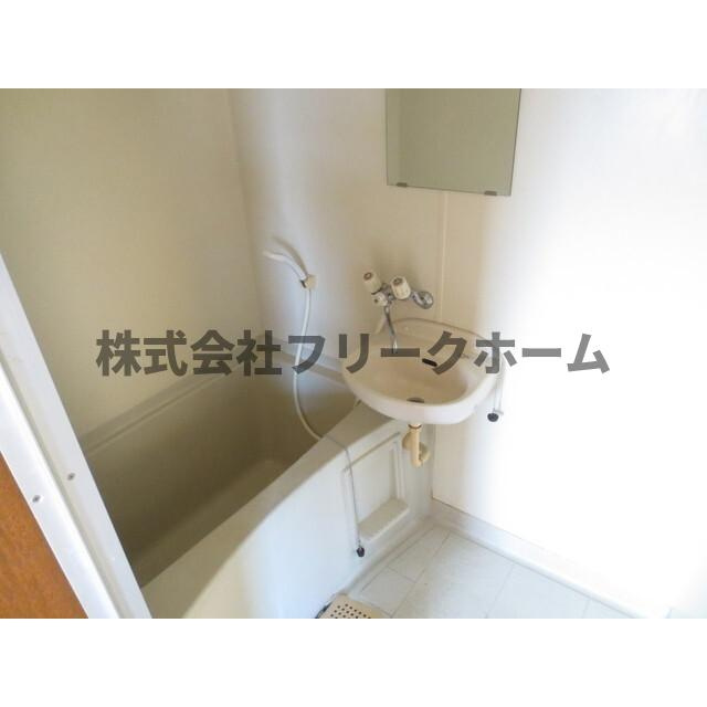 地蔵前マンションの浴室