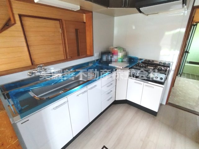 ６７１９５　岐阜市粟野東2丁目中古戸建のキッチン