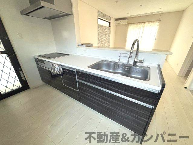 吉藤2丁目の中古戸建のキッチン|キッチンです