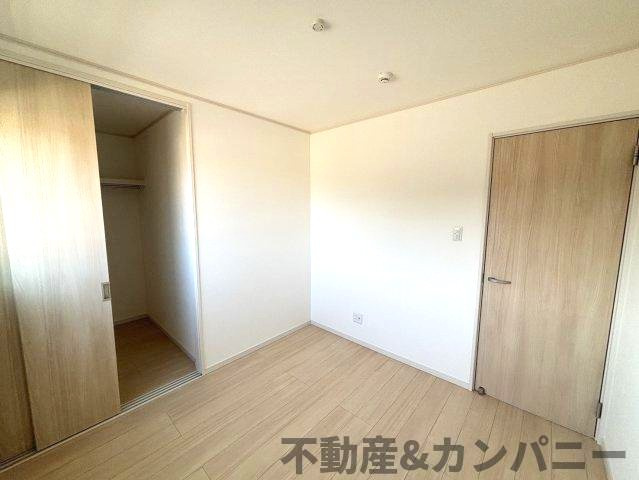 吉藤2丁目の中古戸建の洋室|ゆったりした洋室です