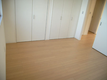 カーサKOYOMOの洋室|落ち着いた色調の洋室です