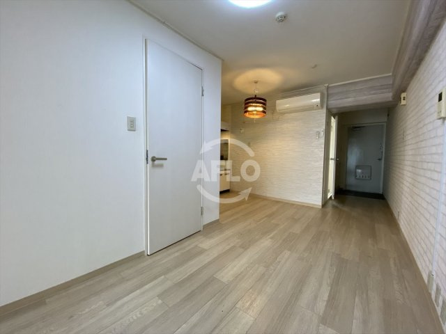 ホワイトハイツ　高津小学校区の居間・リビング|ホワイトハイツ　リビング