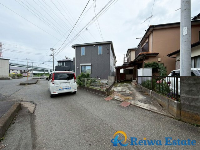 売地　高座郡寒川町大曲4丁目の前面道路含む現地写真