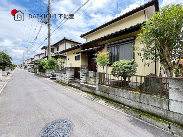 【前面道路含む現地写真】 | 行田市持田5丁目　中古戸建