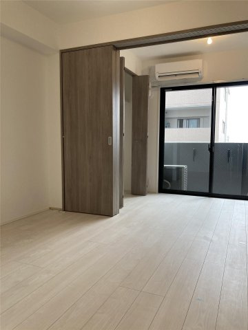 S-RESIDENCE久留米六ツ門abreastIIの居間・リビング